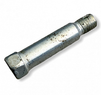 МТЗ-80,82 Болт 50-4605086 серьги